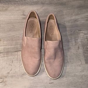SOUL pink loafer